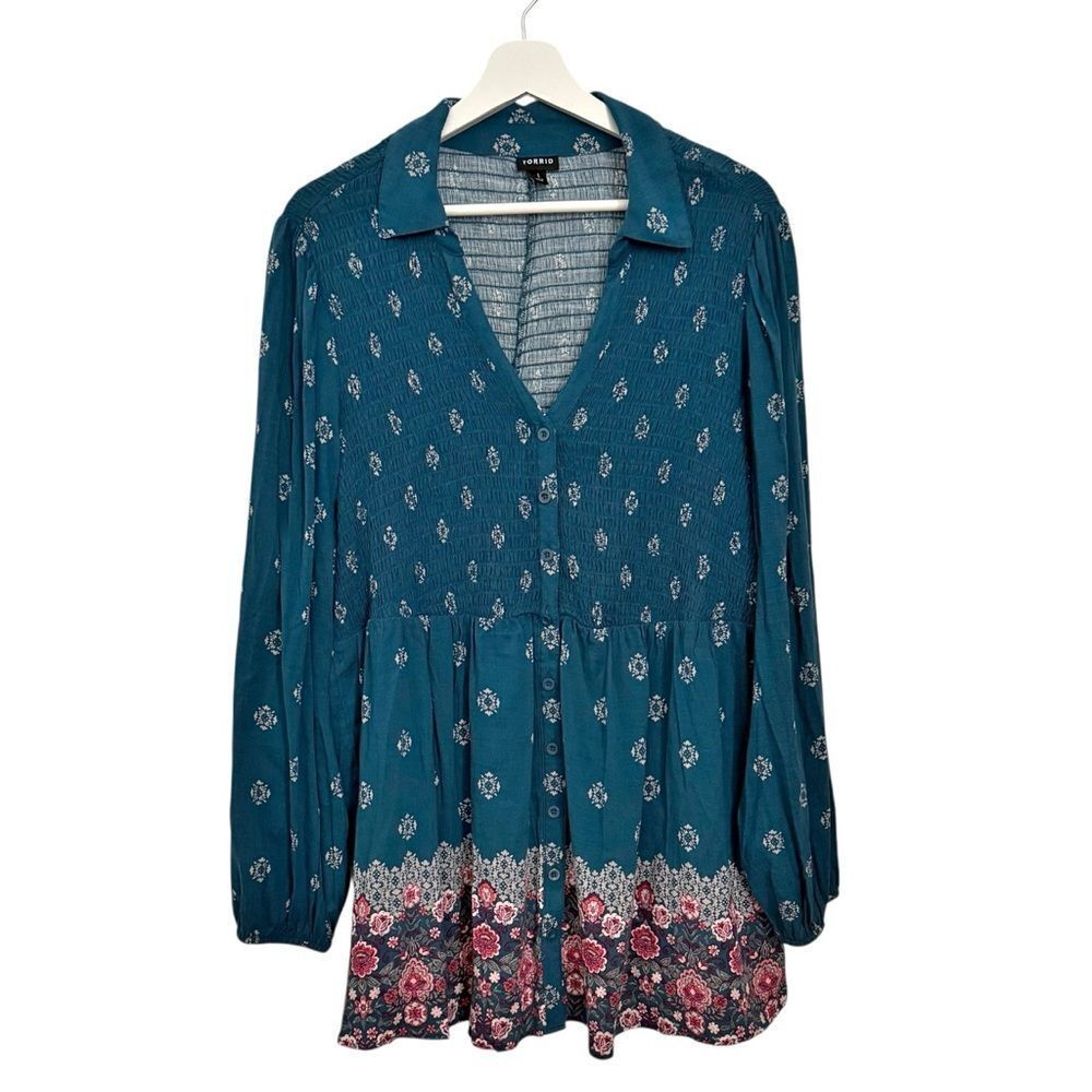 Torrid Floral Smocked Long Sleeve Babydoll Floral Tunic Top size 1X (1) - Picture 2 of 9
